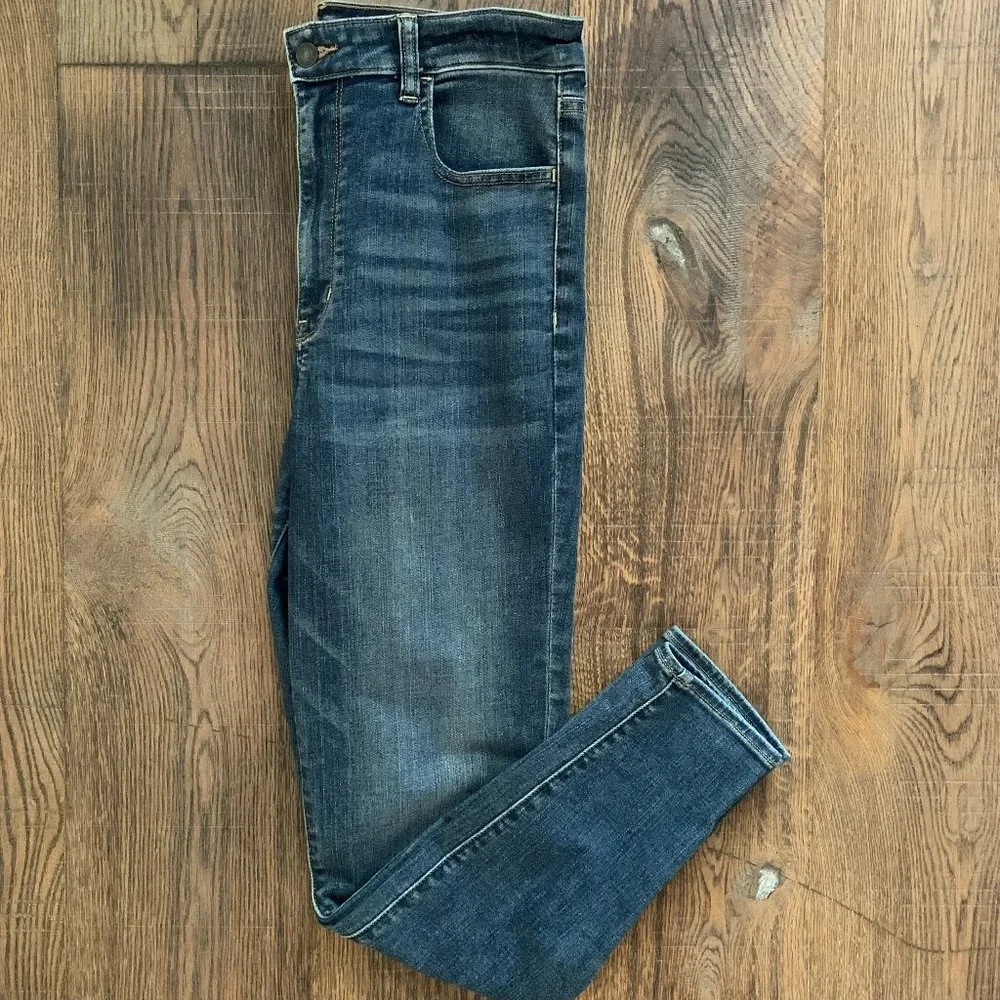 American Eagle Next Level Highest Waist Jegging Jeans size 12 Regular - Picture 9 of 12